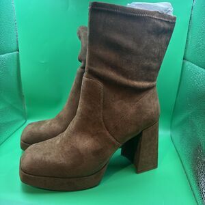 Kenneth Cole Womens Bri Stretch Boot Block Heel Cognac Brown 10 NEW
